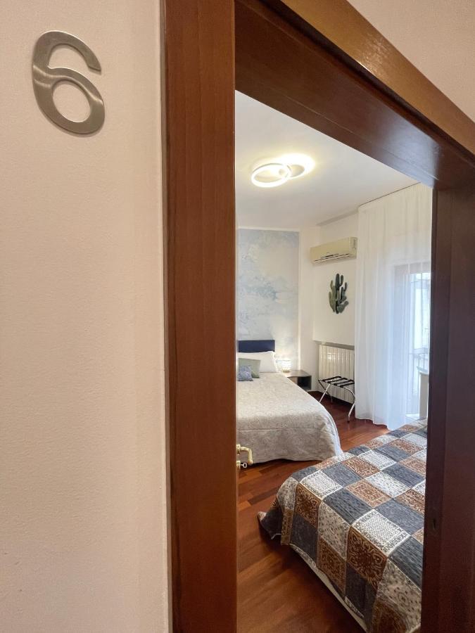 Trani Suite - Moro 10 Екстериор снимка